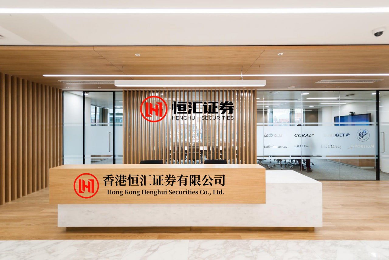 弘大速配官网 一个饭局上身家过亿的老哥“赚到第一个1000万后，最该干什么？”
